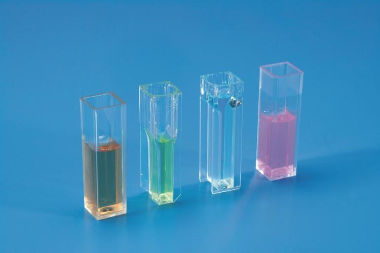 Cuvet UV grade