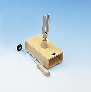 Tuning fork, 440 Hz,on reson.box